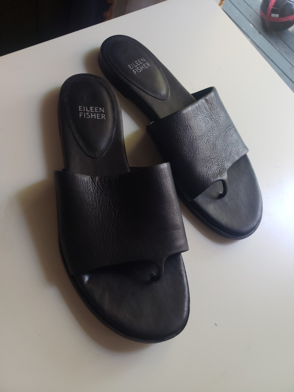 Eileen Fisher Edge Leather Slide Sandal Black Leather Slide Toe-Post Sandals